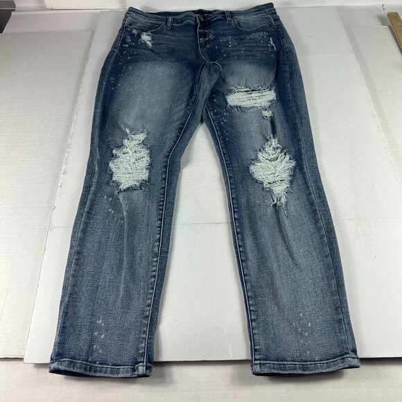 Judy Blue Jean Women Measured 35x30 Boyfriend Blue Faded Distressed Denim Tag 32 - Picture 1 of 16